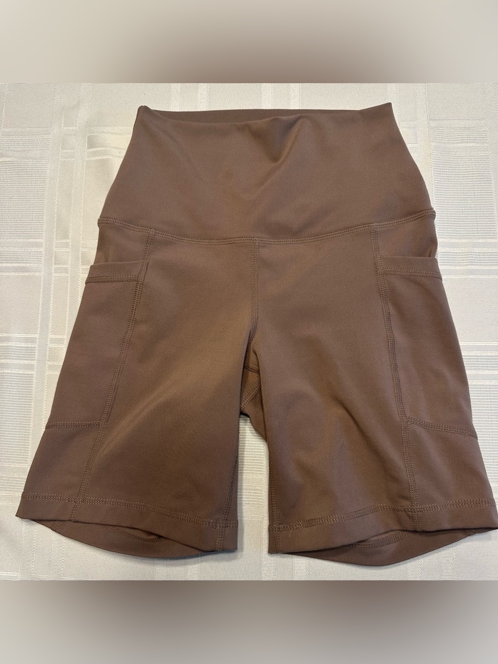 Yogalicious Lux Size XS Biker Shorts Brown With Pockets
